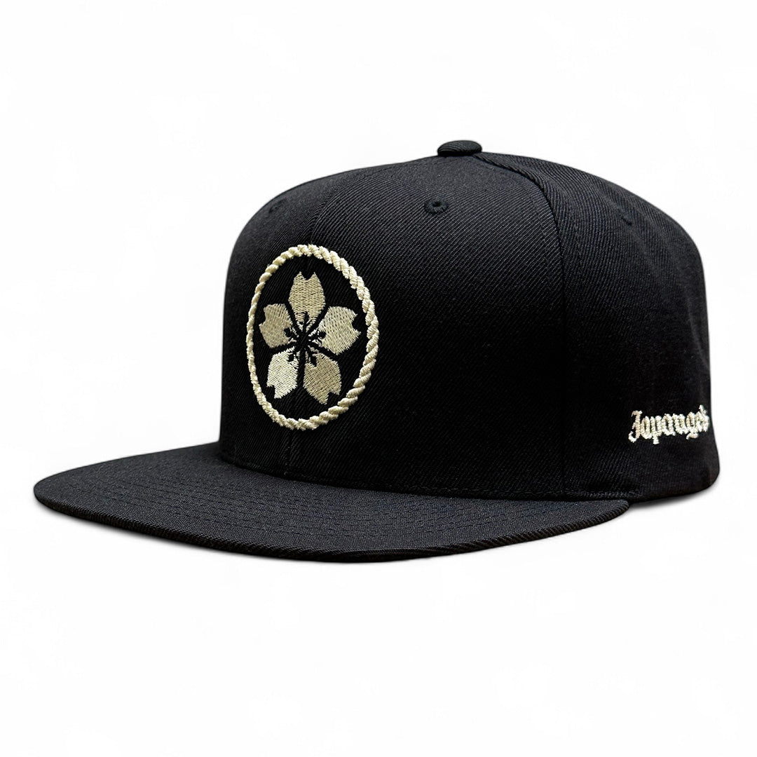 kamomeです！ Japangeles Kamon Snapback in Black