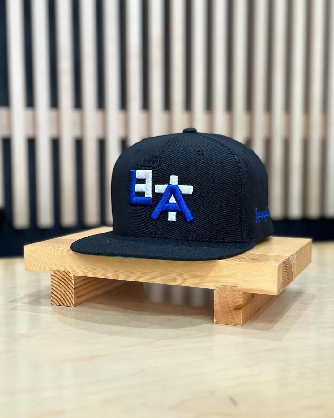 Nihon LA 3.0 Snapback (blue/white)