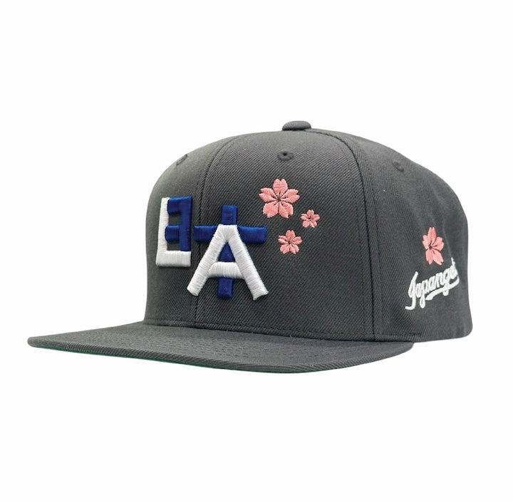 Sakura Nihon LA Snapback in Grey
