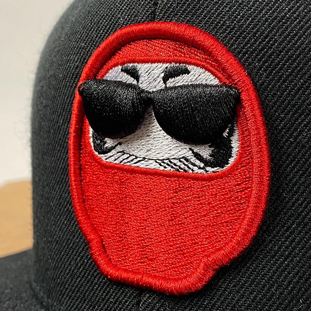 Daruma v2 Snapback in Black